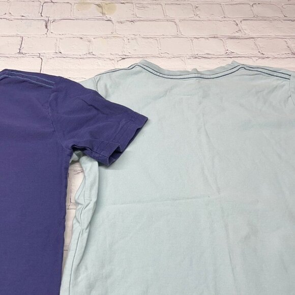 Tea Collection Kantha Koi Fish / Rainbow + Sharks Graphic Tee Bundle Size 8 - Picture 7 of 8